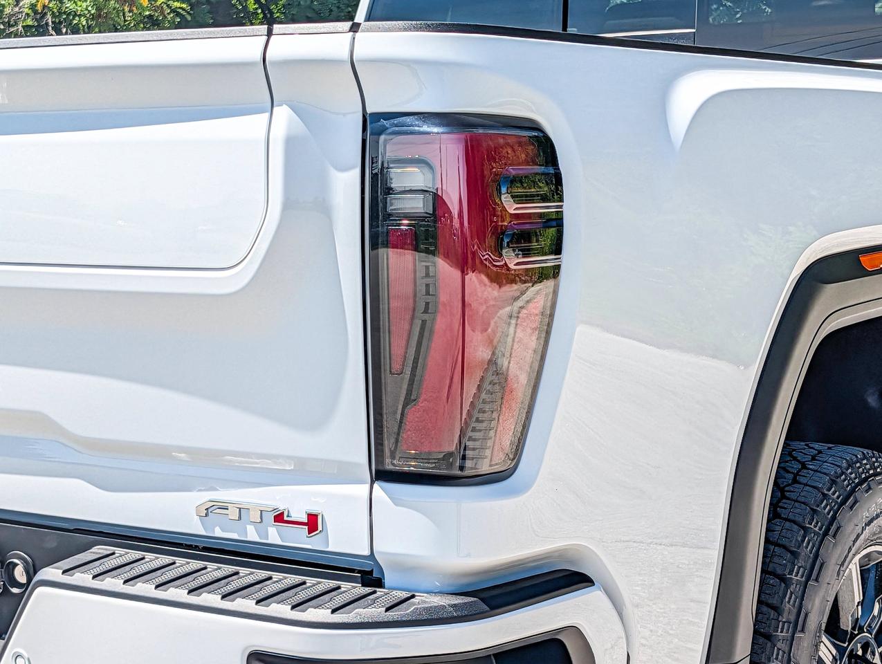 2026 GMC SIERRA 2500HD AT4 Photo