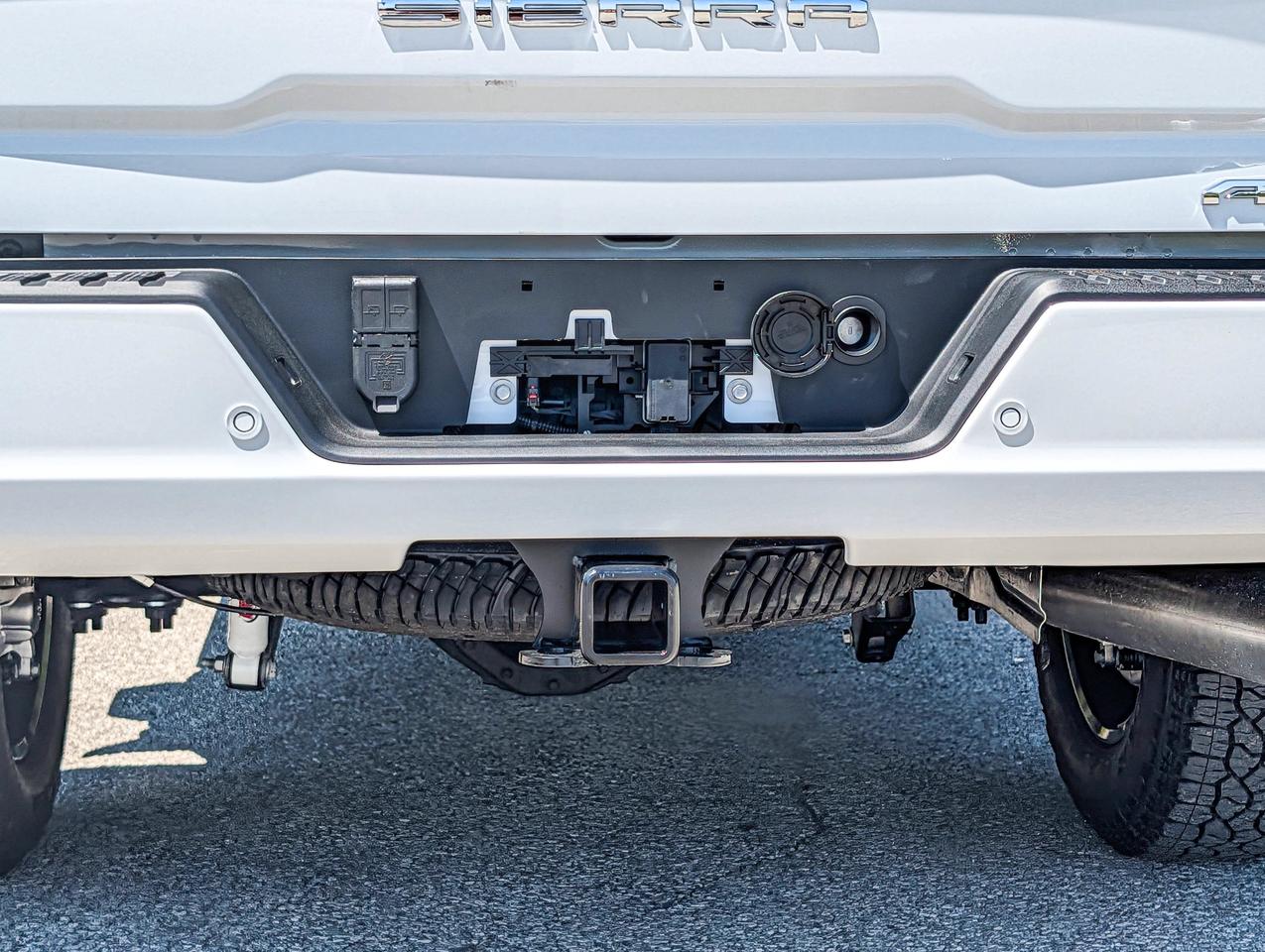 2026 GMC SIERRA 2500HD AT4 Photo