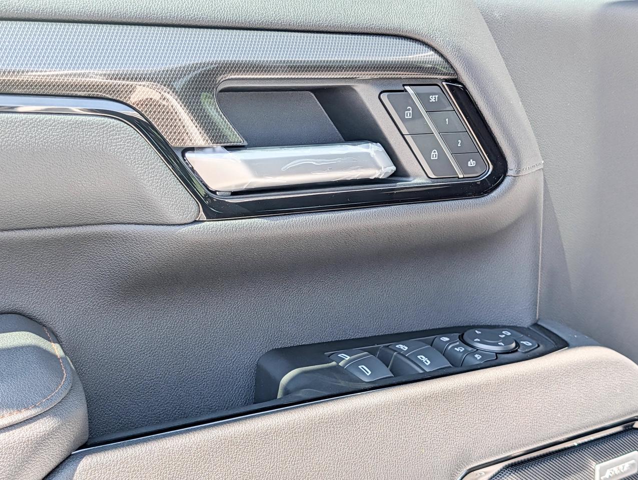 2026 GMC SIERRA 2500HD AT4 Photo