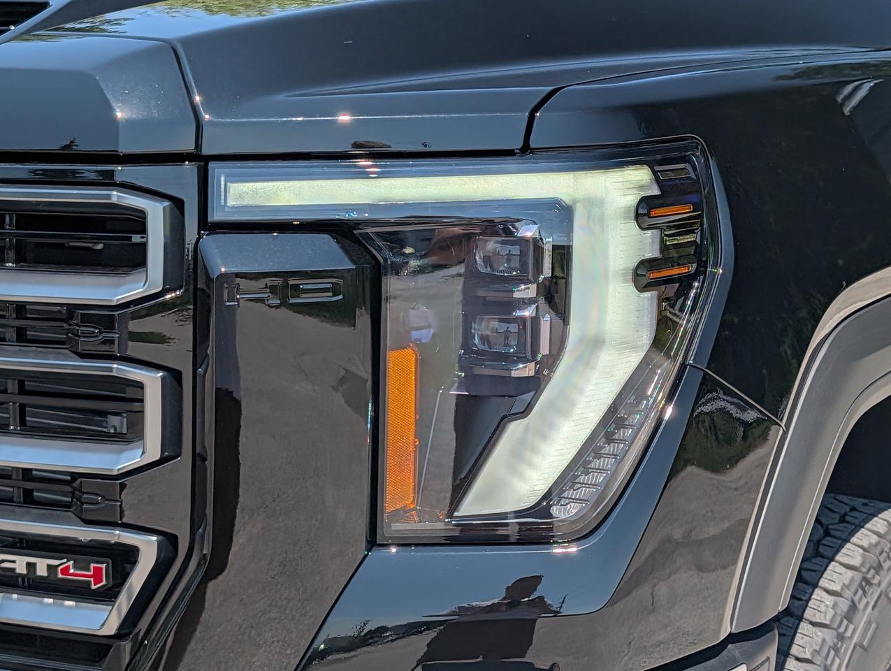 2026 GMC SIERRA 2500HD AT4 Photo