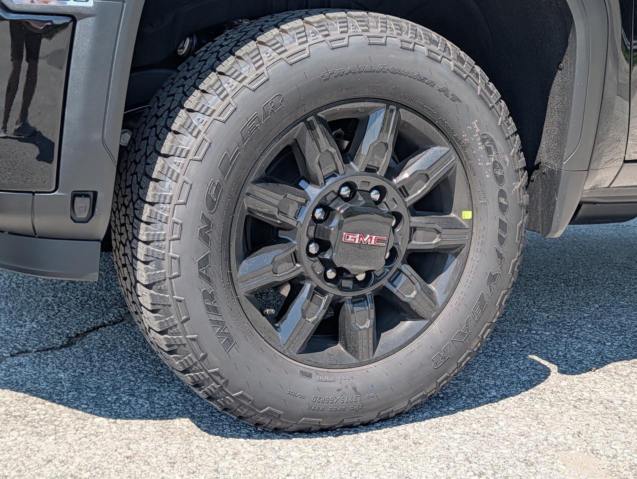 2026 GMC SIERRA 2500HD AT4 Photo