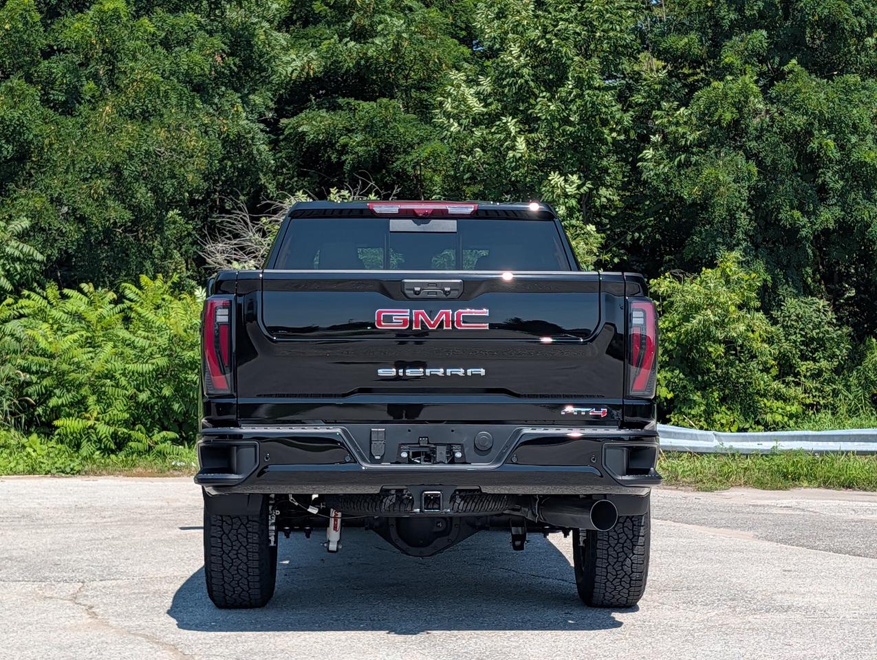 2026 GMC SIERRA 2500HD AT4 Photo