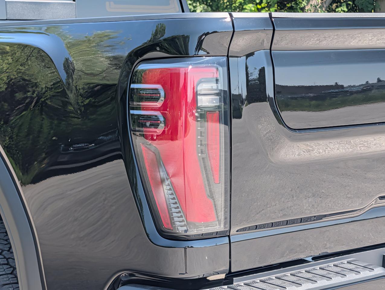2026 GMC SIERRA 2500HD AT4 Photo