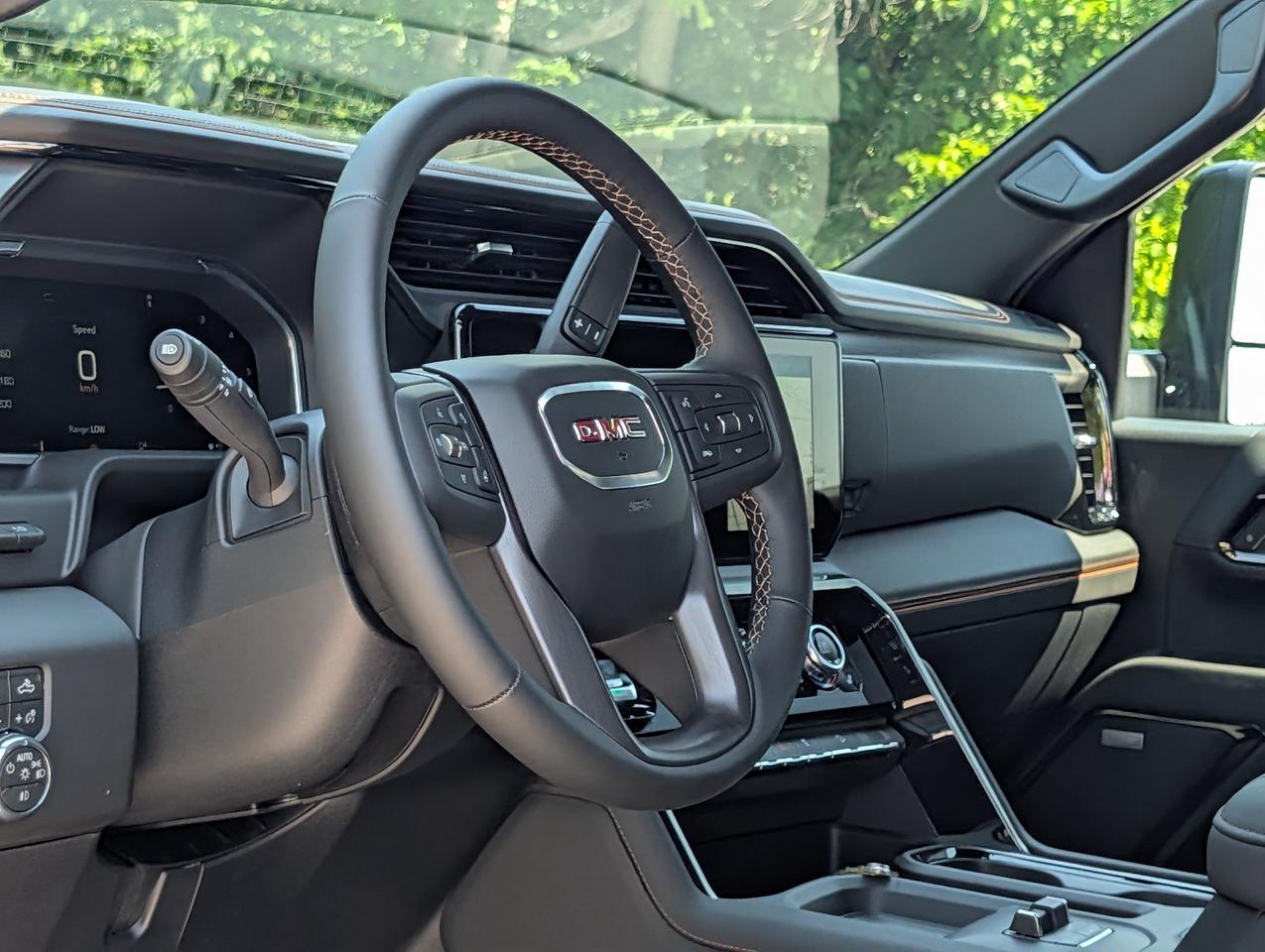 2026 GMC SIERRA 2500HD AT4 Photo