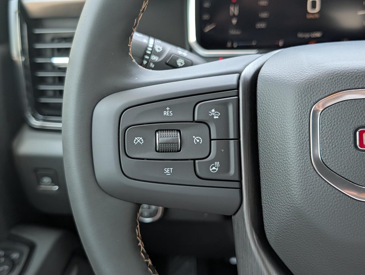 2026 GMC SIERRA 2500HD AT4 Photo