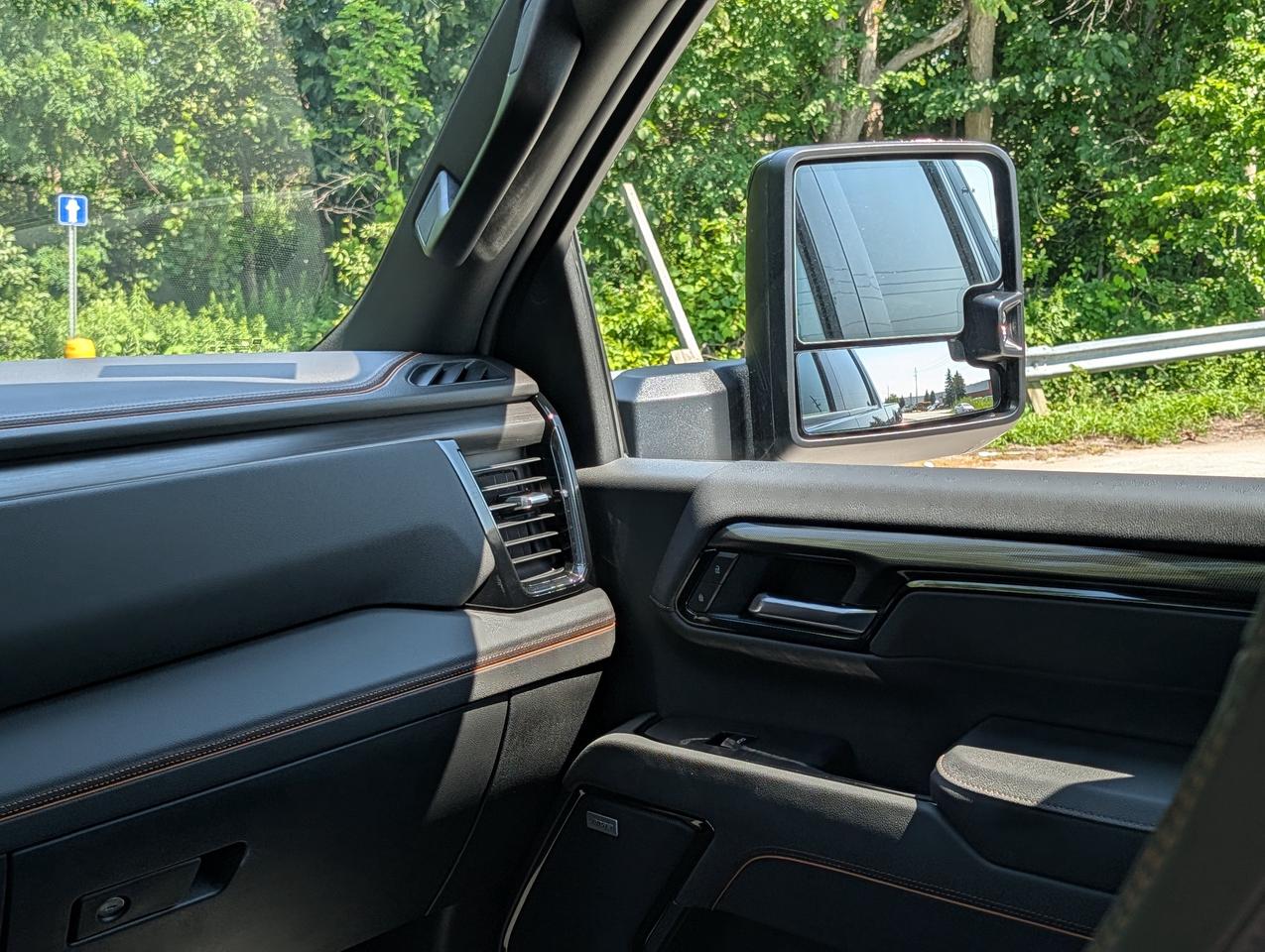 2026 GMC SIERRA 2500HD AT4 Photo