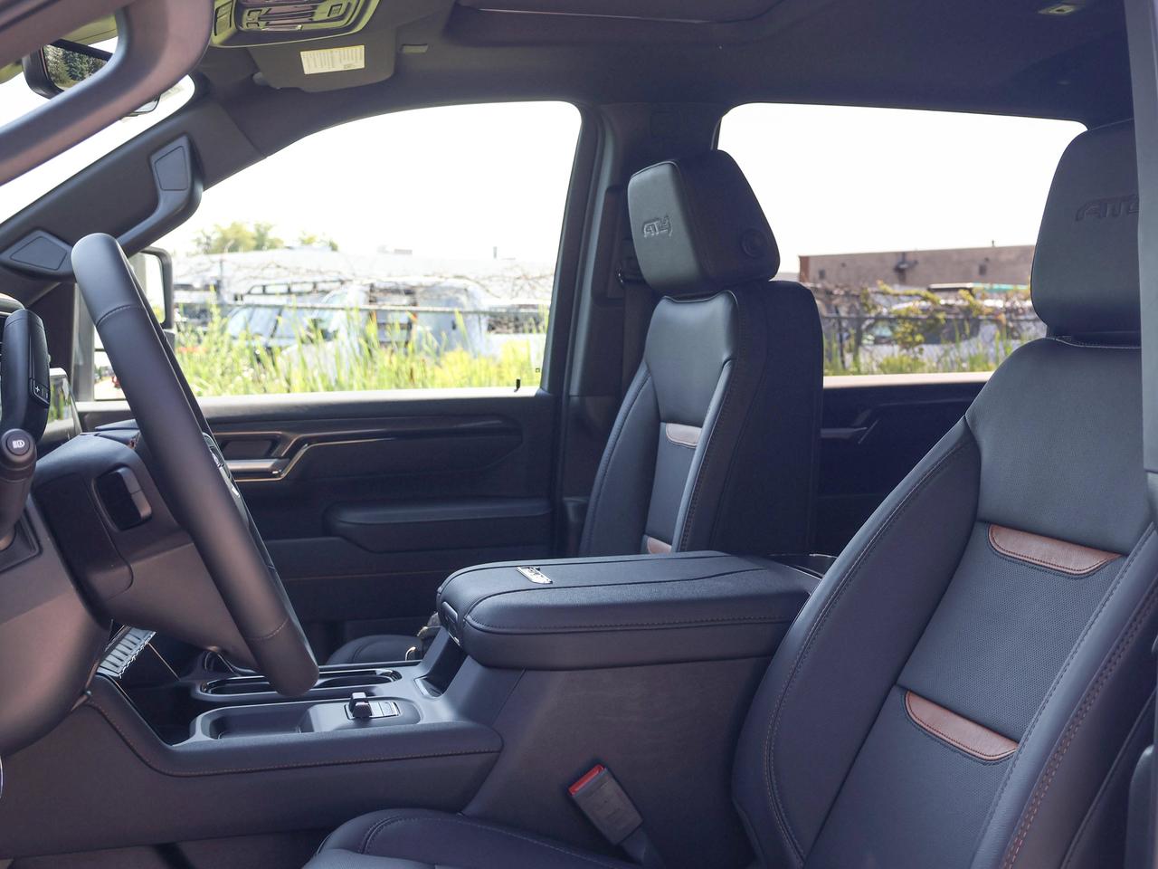 2026 GMC SIERRA 2500HD AT4 Photo