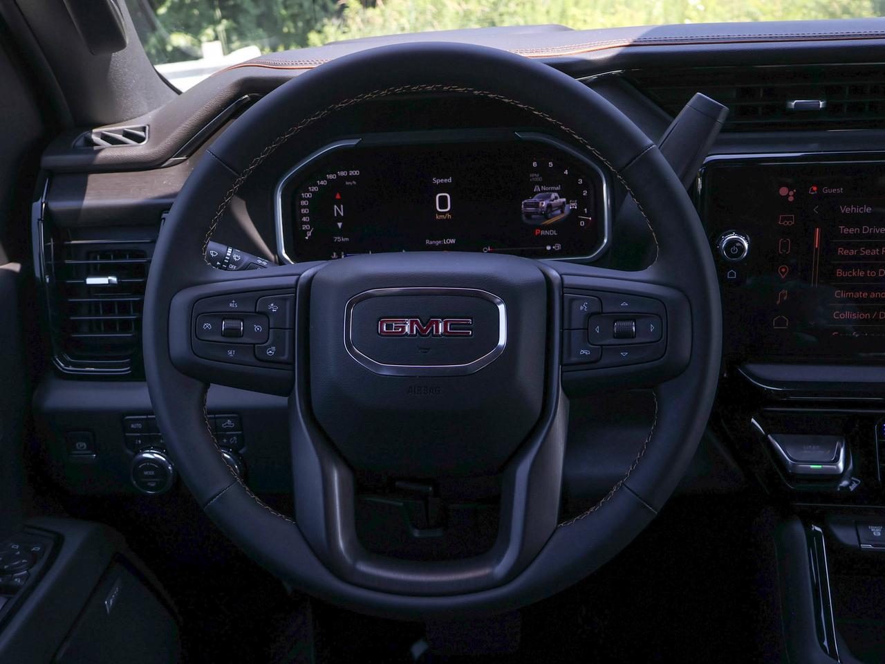2026 GMC SIERRA 2500HD AT4 Photo