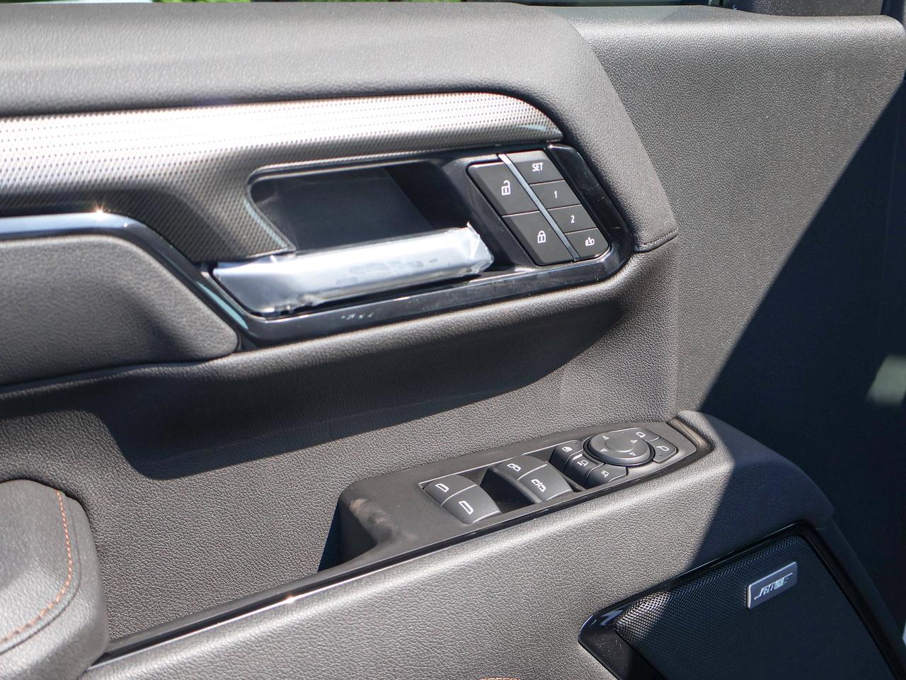 2026 GMC SIERRA 2500HD AT4 Photo