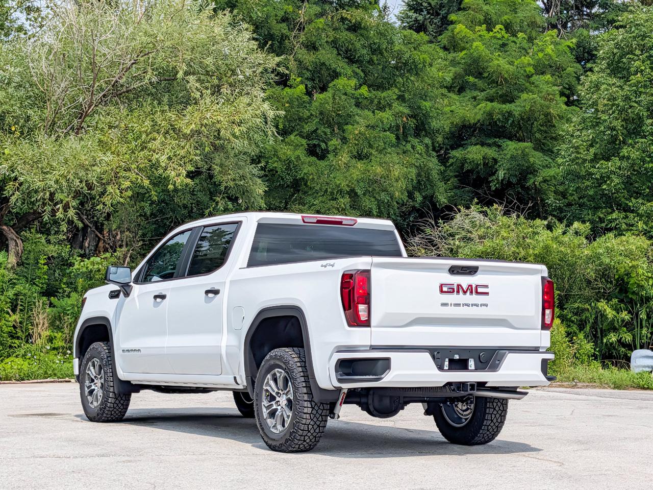 2026 GMC Sierra 1500 PRO Photo