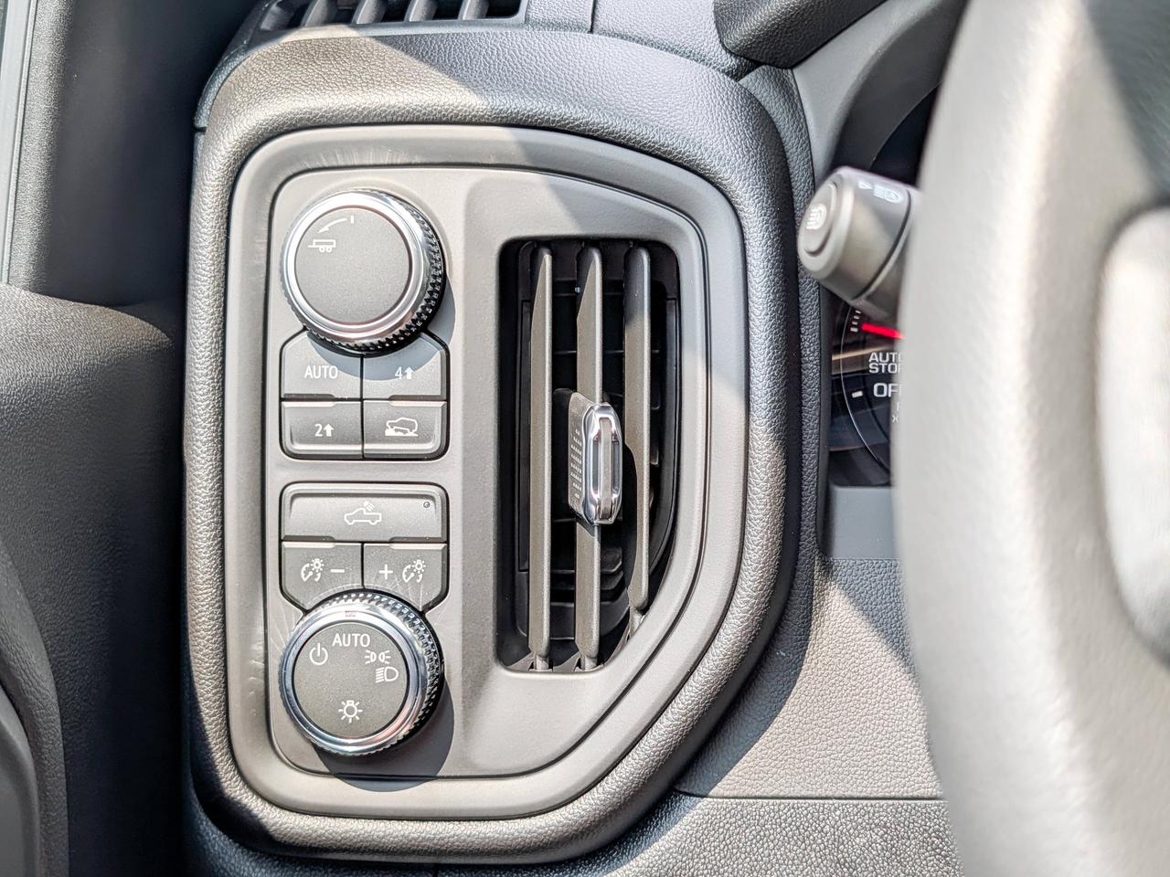 2026 GMC Sierra 1500 PRO Photo