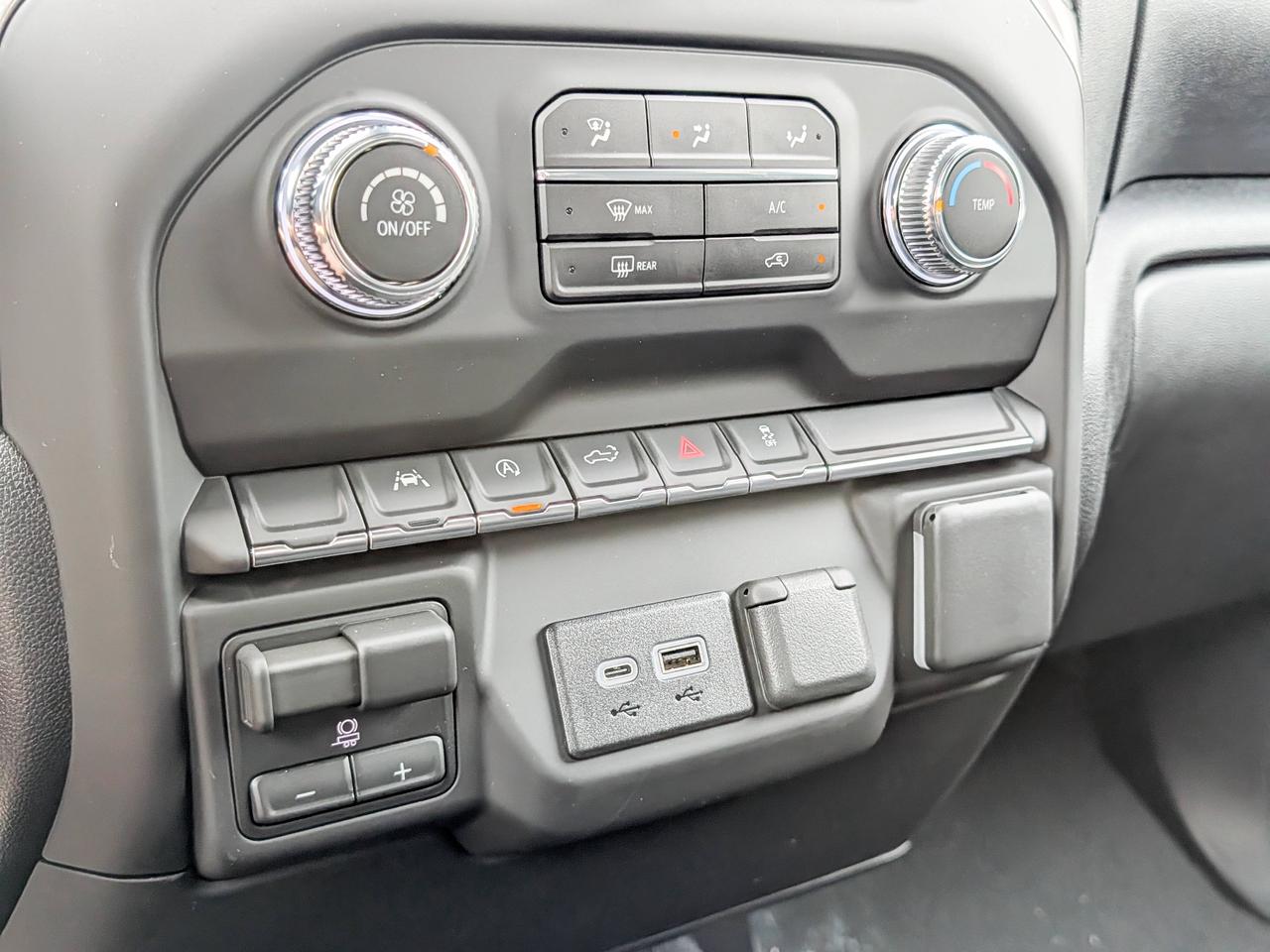 2026 GMC Sierra 1500 PRO Photo