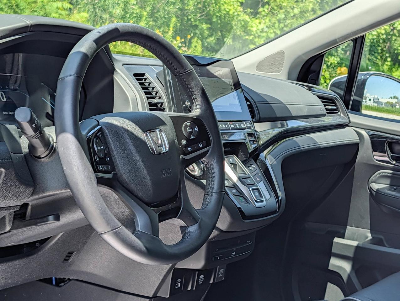 2024 Honda Odyssey Touring Photo