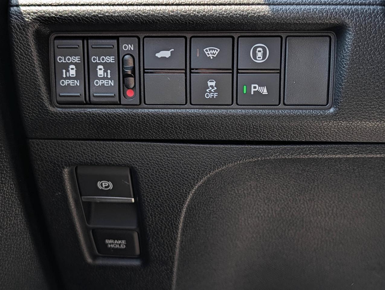 2024 Honda Odyssey Touring Photo