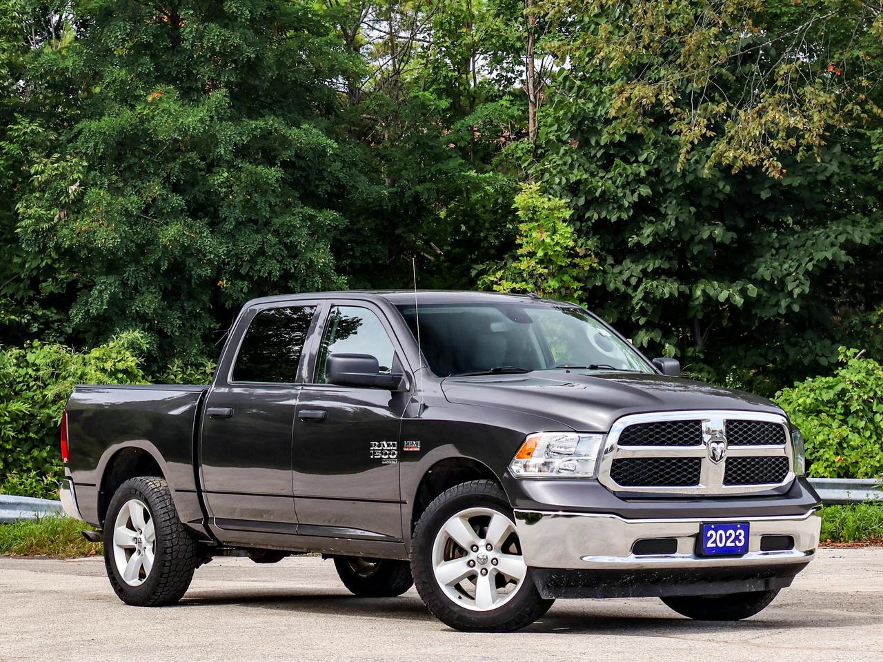 2023 RAM 1500 Classic SLT Photo5