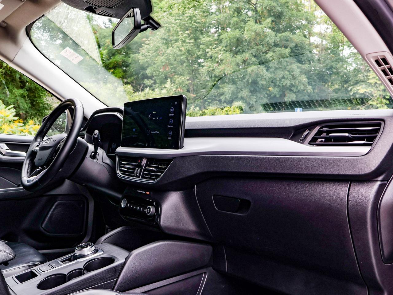 2024 Ford Escape Platinum Photo