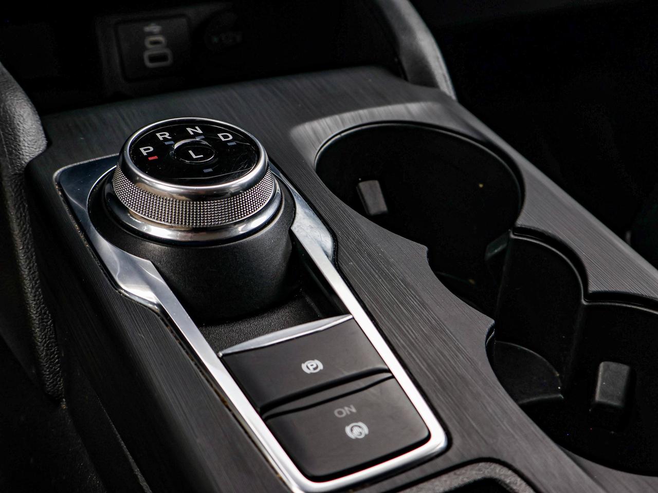2024 Ford Escape Platinum Photo