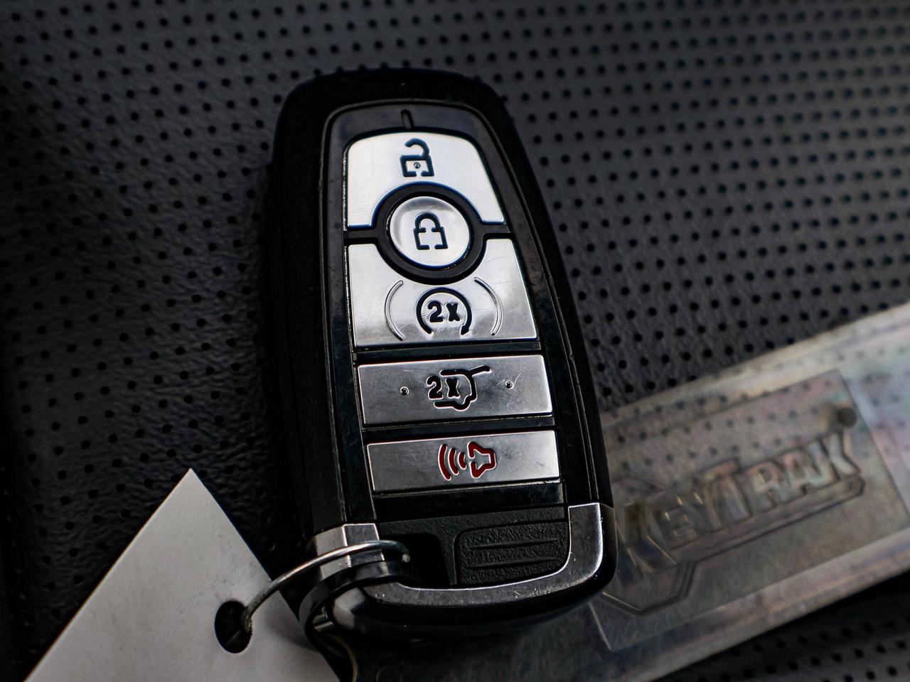2024 Ford Escape Platinum Photo