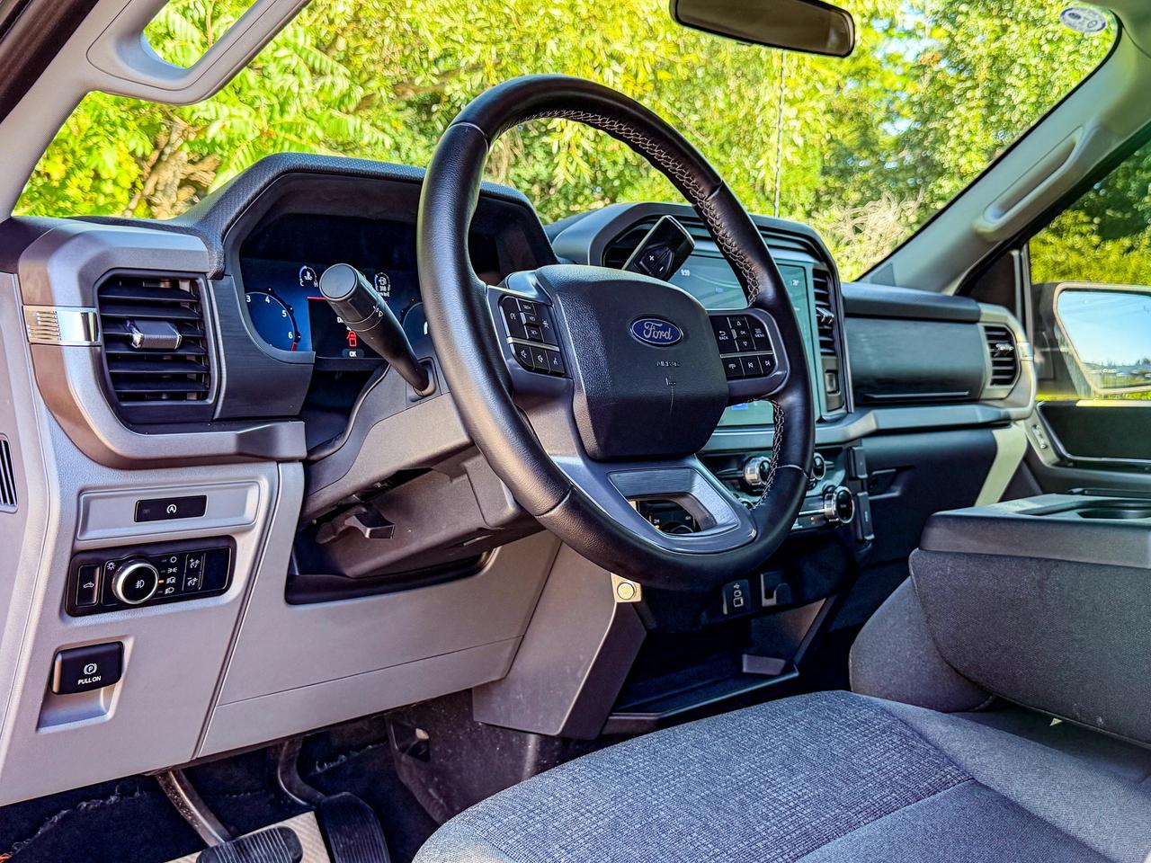 2025 Ford F-150 XLT Photo