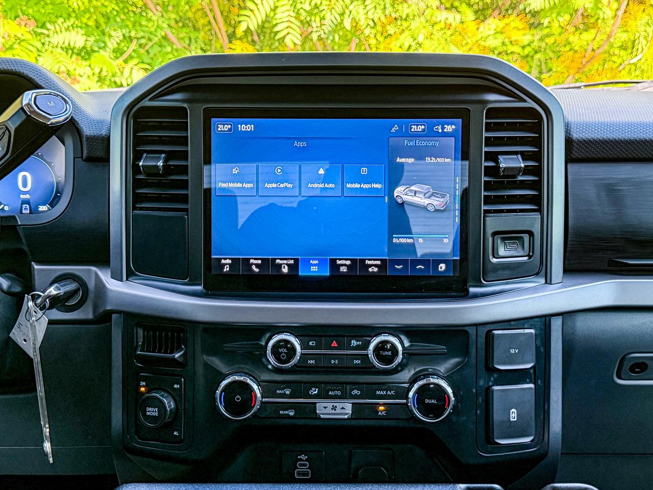 2025 Ford F-150 XLT Photo