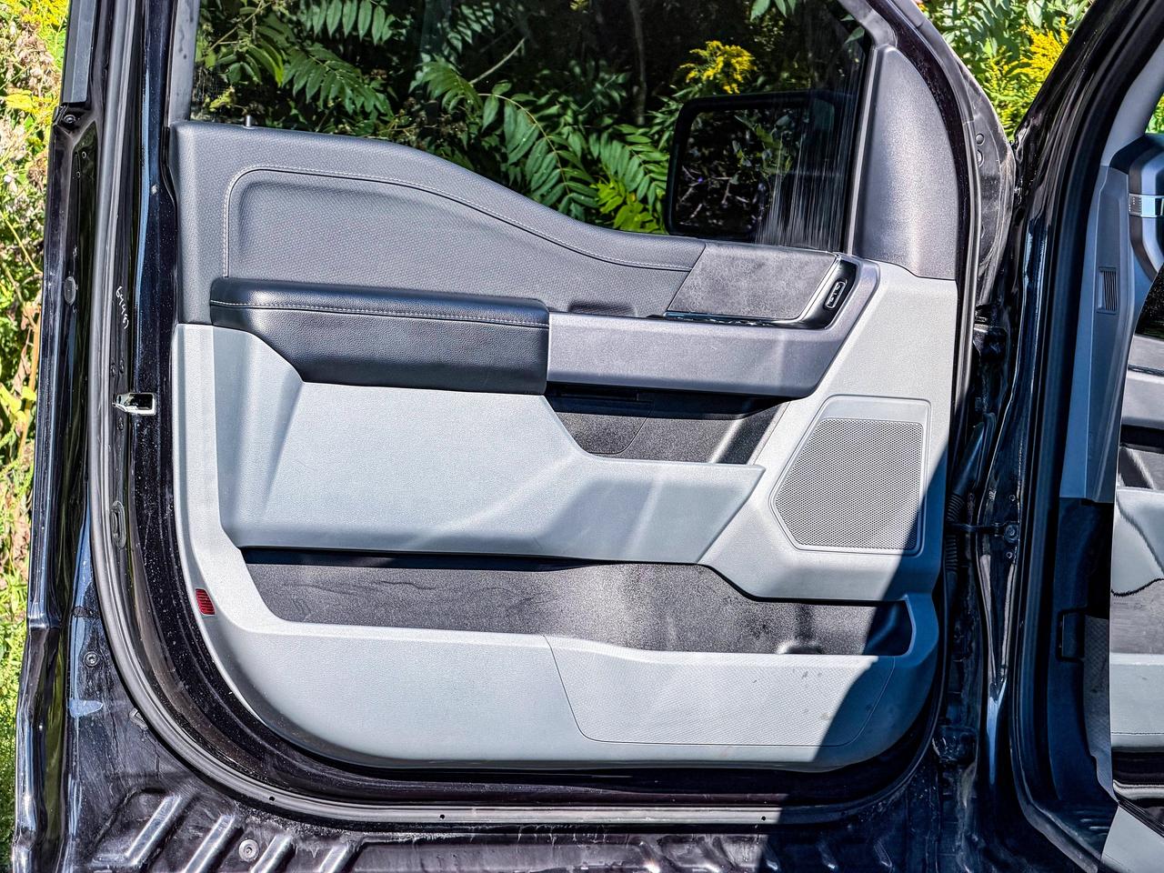 2025 Ford F-150 XLT Photo