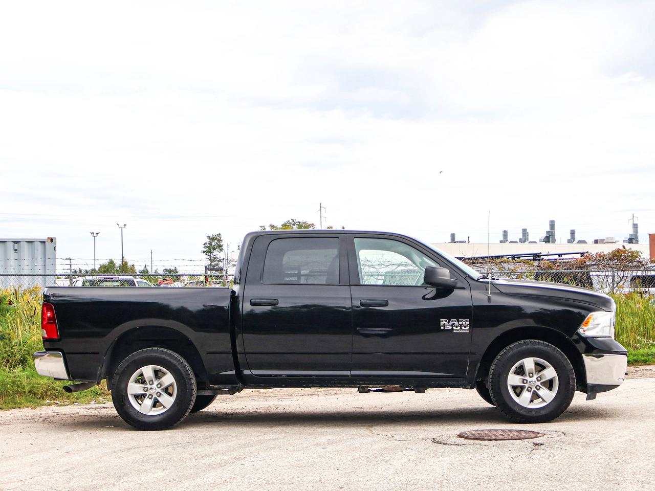 2023 RAM 1500 Classic SLT Photo