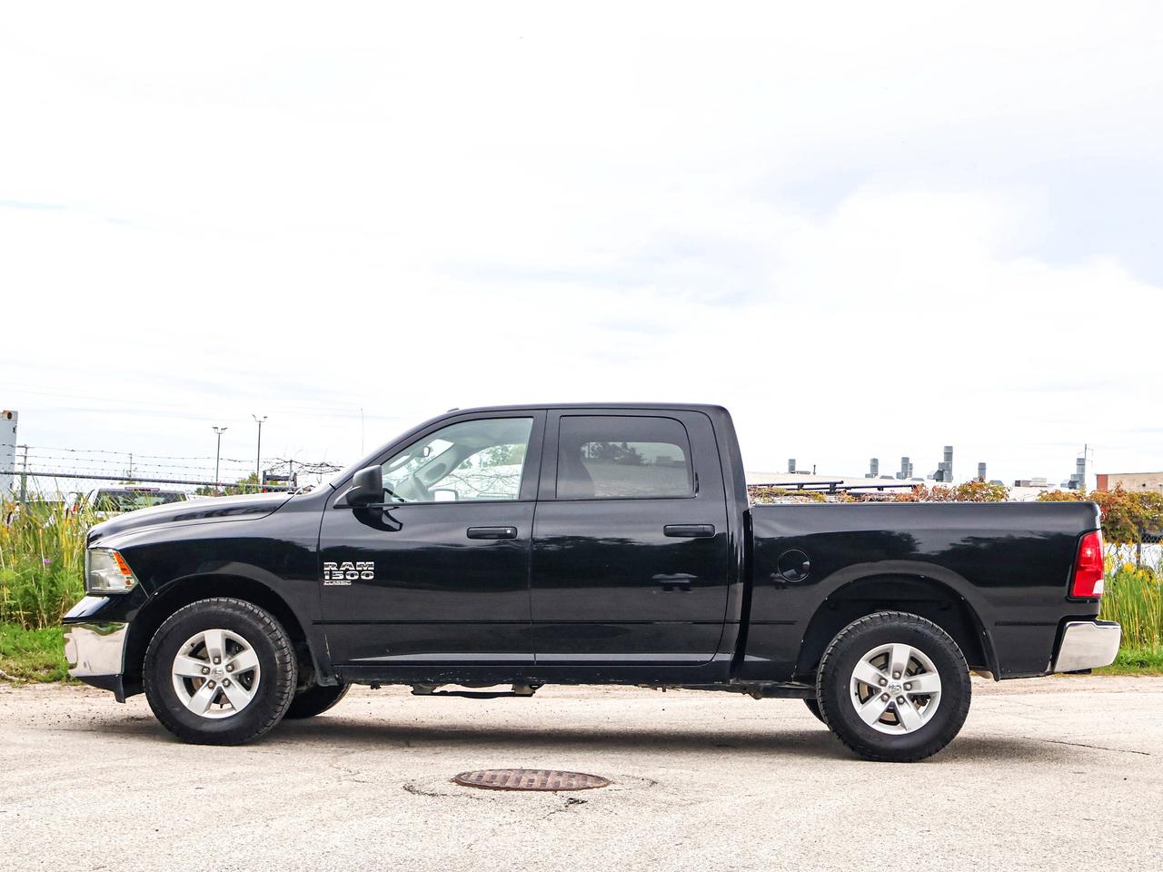 2023 RAM 1500 Classic SLT Photo