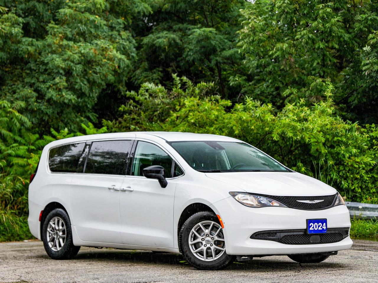 2024 Chrysler Grand Caravan SXT Photo