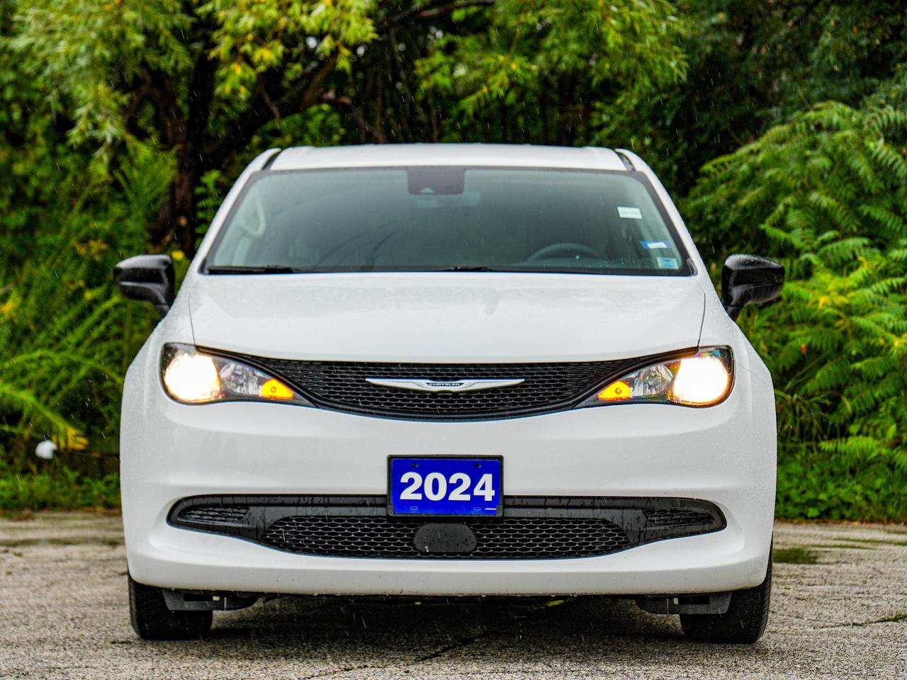 2024 Chrysler Grand Caravan SXT Photo
