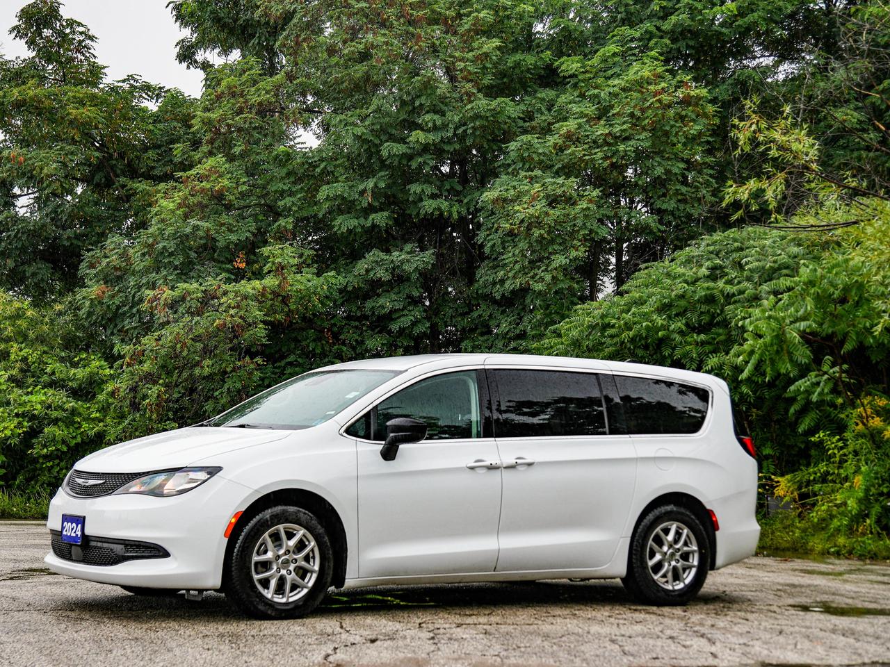 2024 Chrysler Grand Caravan SXT Photo