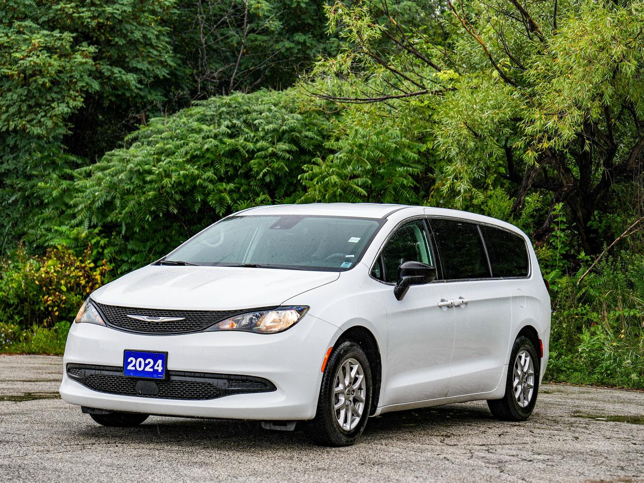 2024 Chrysler Grand Caravan SXT Photo