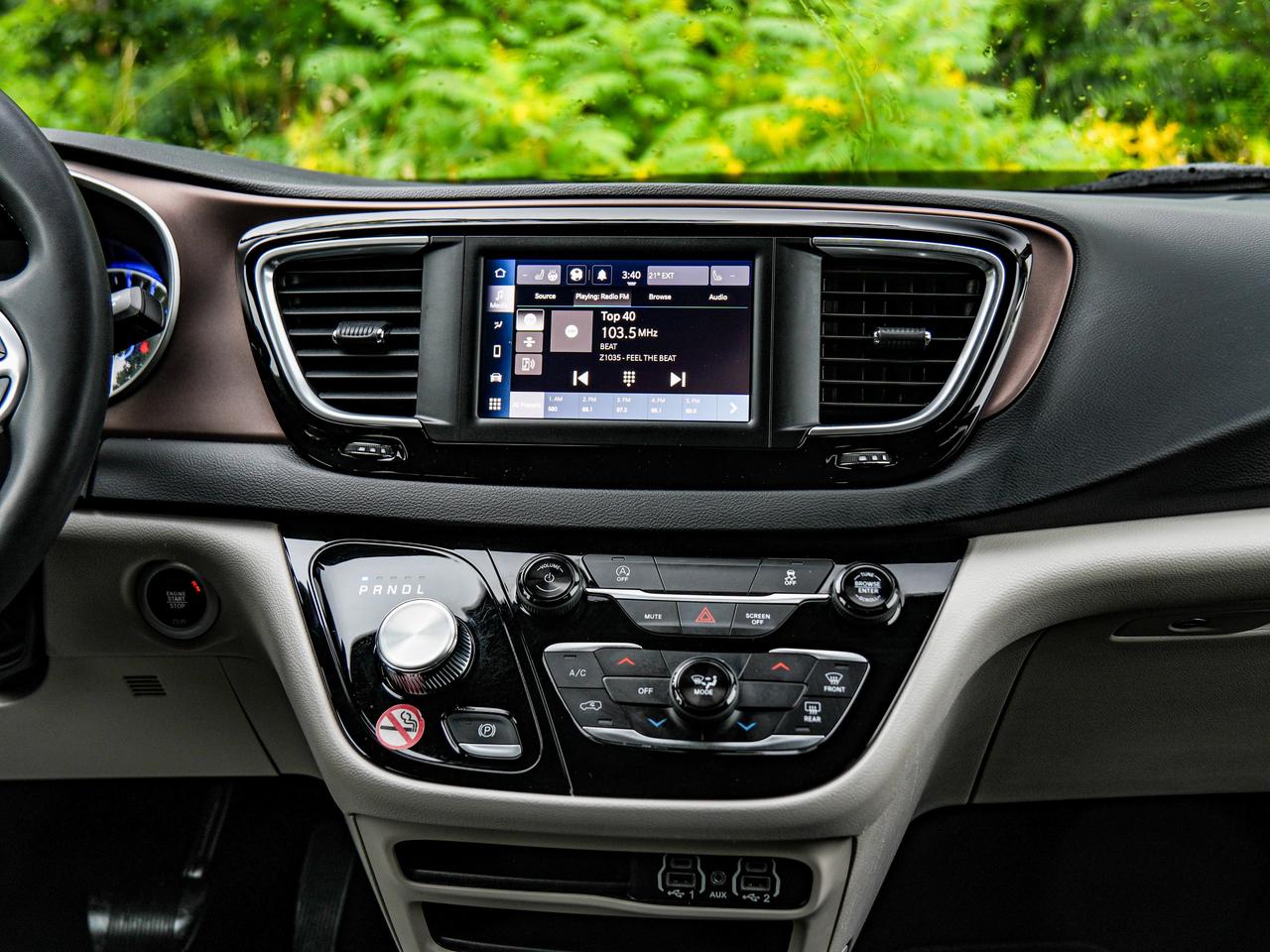 2024 Chrysler Grand Caravan SXT Photo