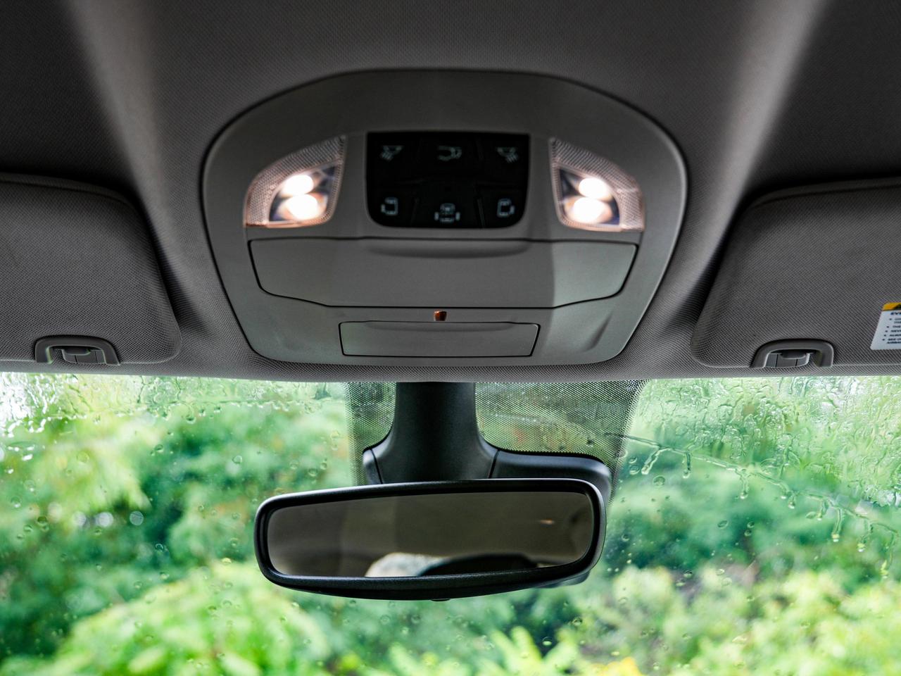 2024 Chrysler Grand Caravan SXT Photo