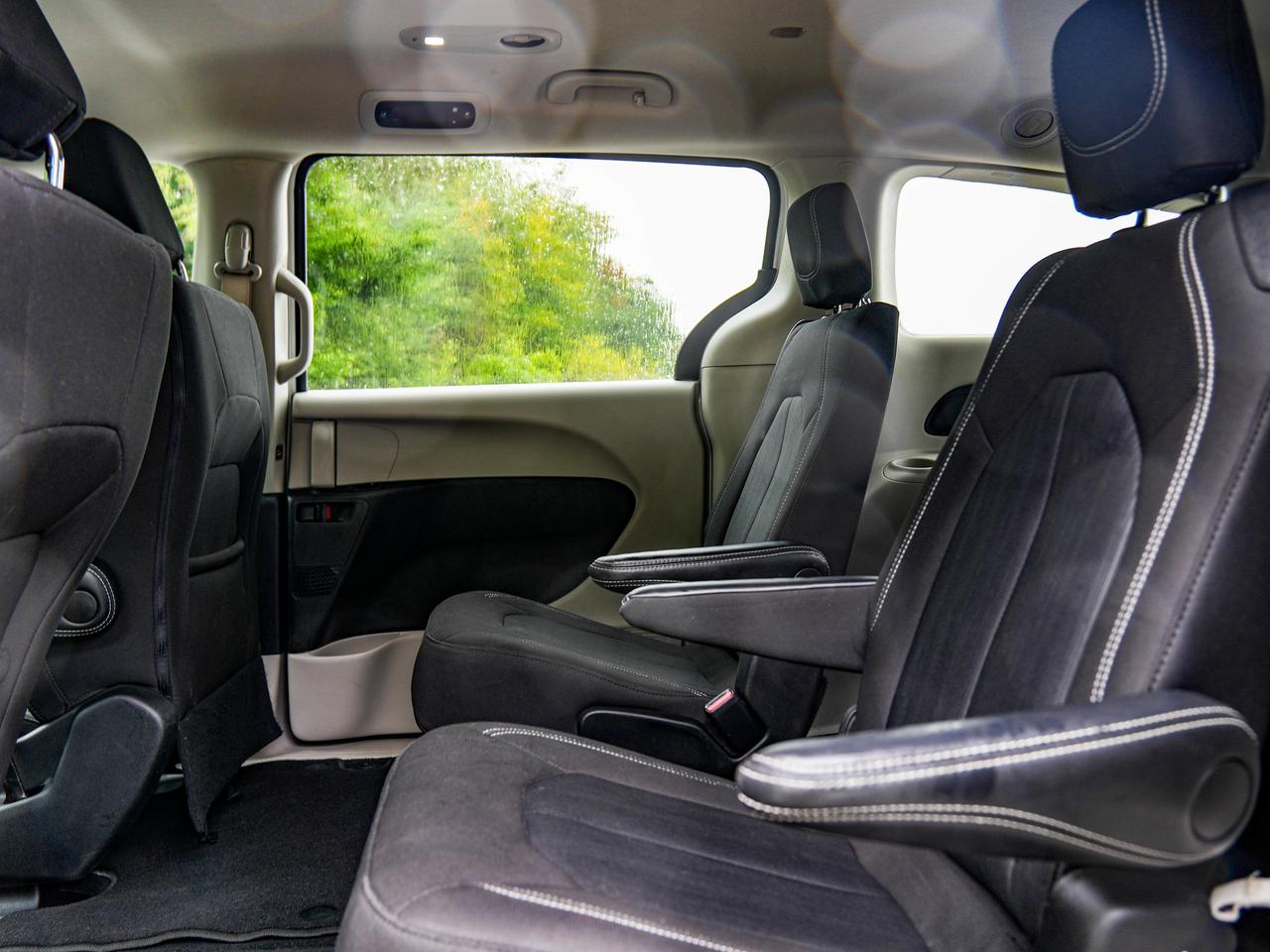 2024 Chrysler Grand Caravan SXT Photo