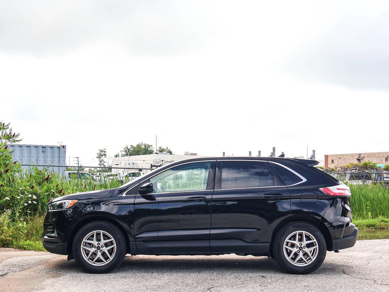 2024 Ford Edge SEL Photo