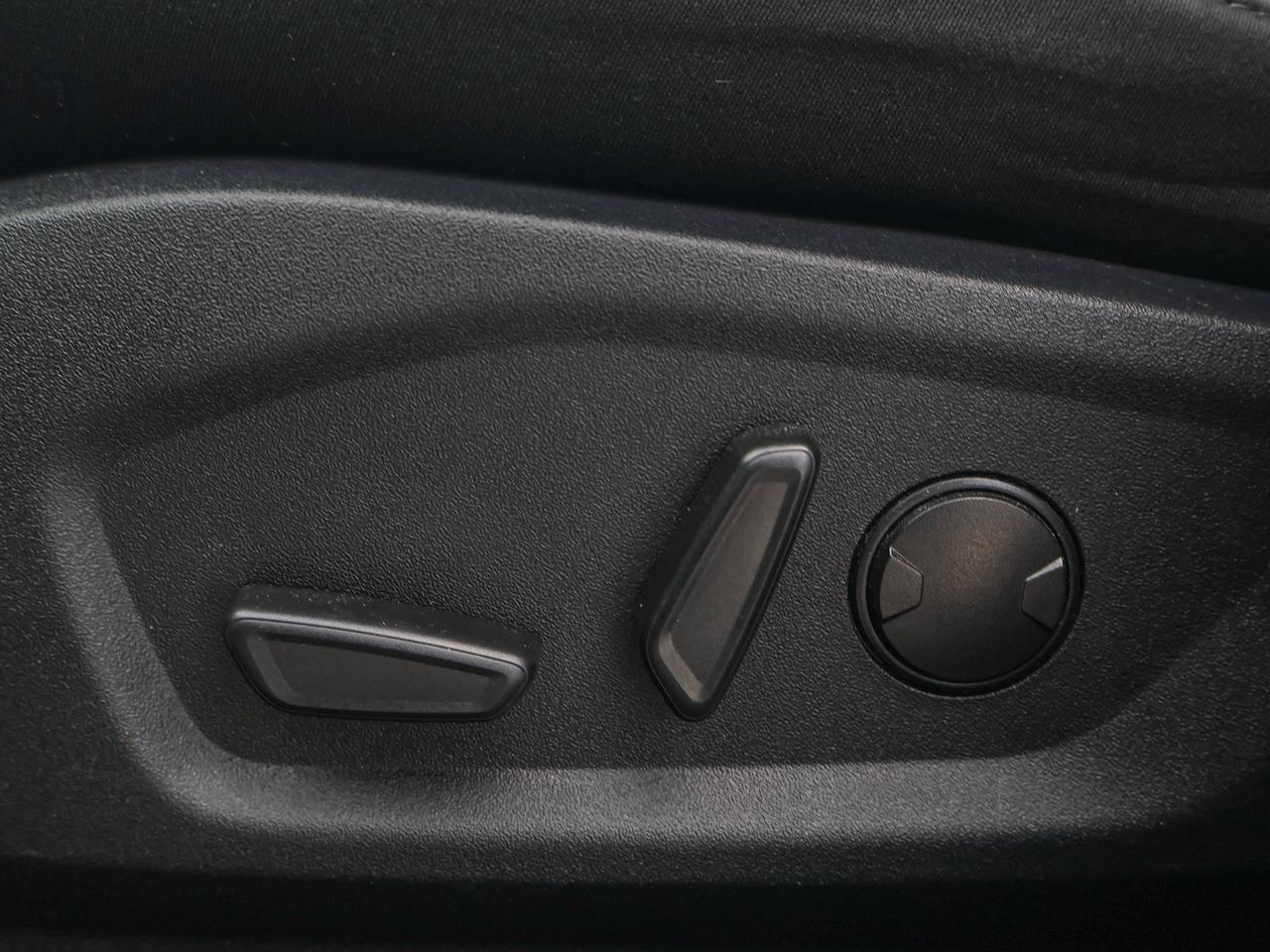 2024 Ford Edge SEL Photo