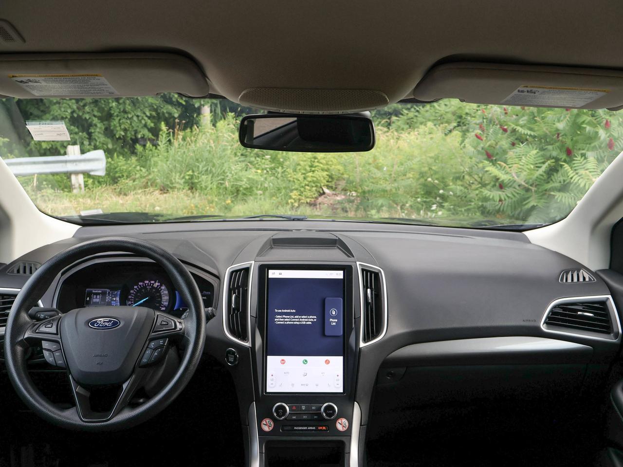 2024 Ford Edge SEL Photo