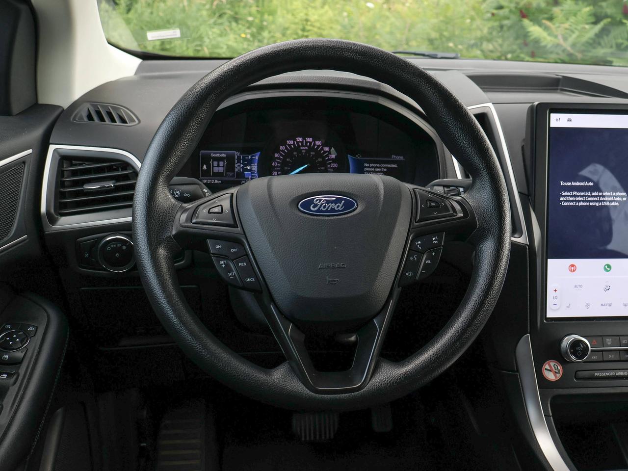 2024 Ford Edge SEL Photo