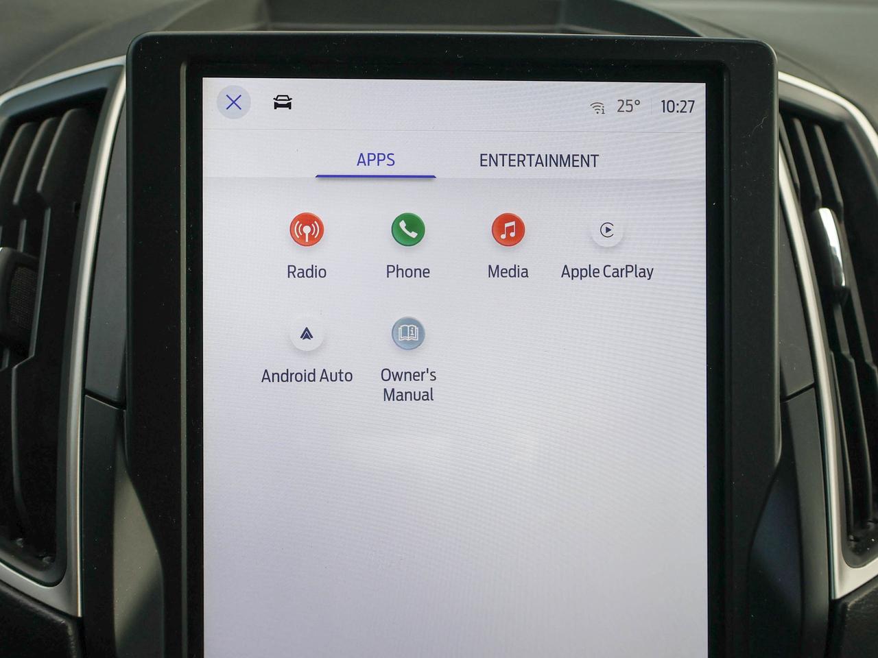 2024 Ford Edge SEL Photo