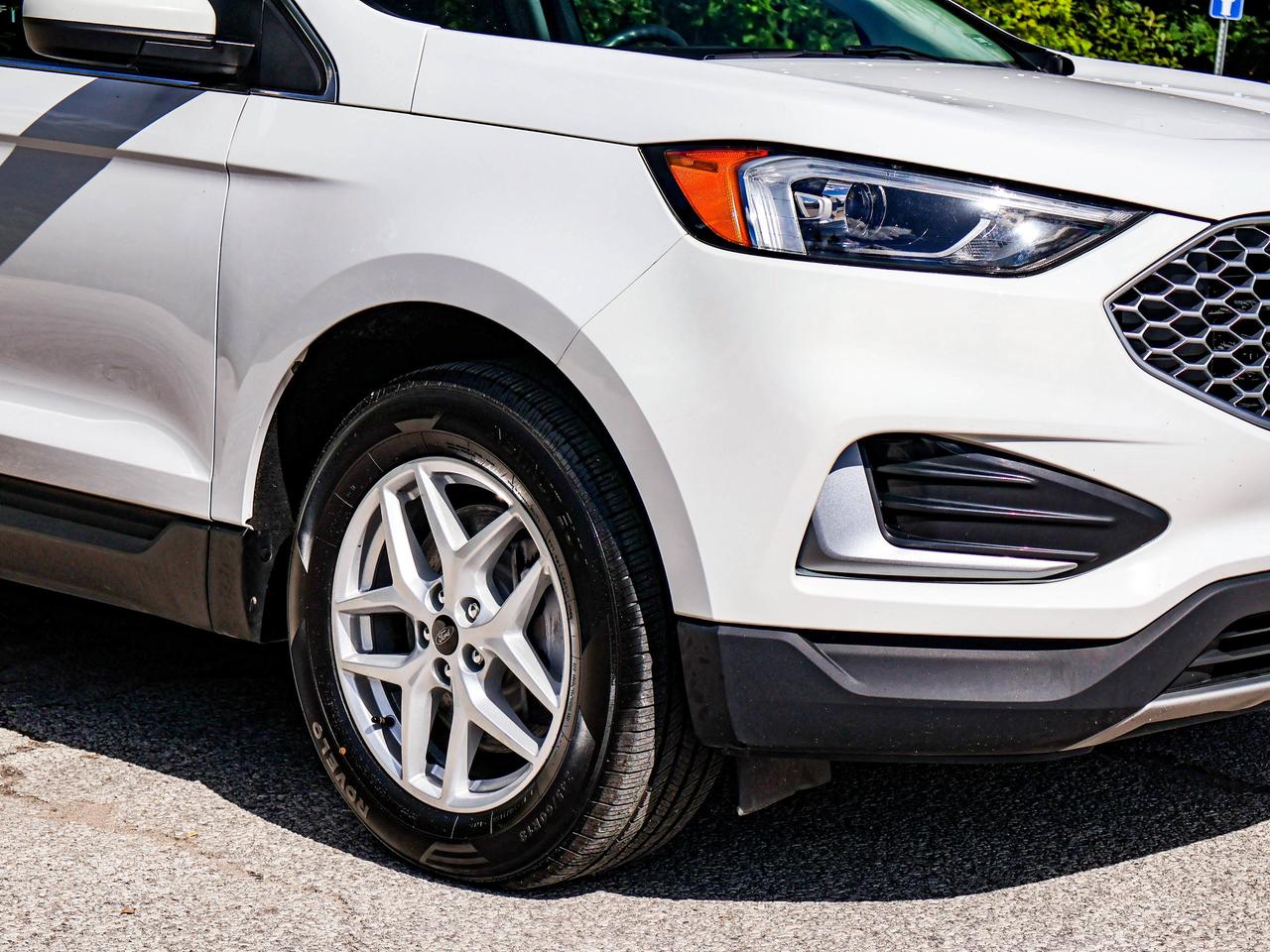 2024 Ford Edge SEL Photo