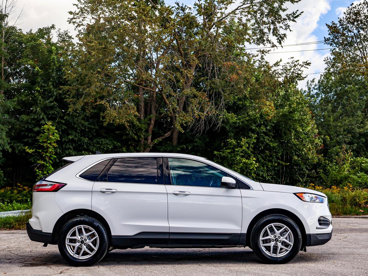 2024 Ford Edge SEL Photo