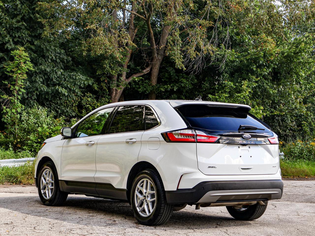 2024 Ford Edge SEL Photo