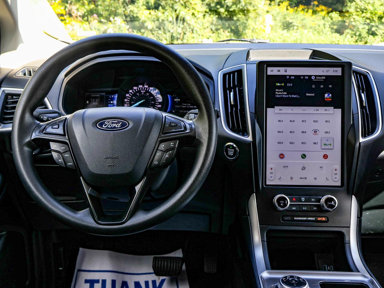 2024 Ford Edge SEL Photo