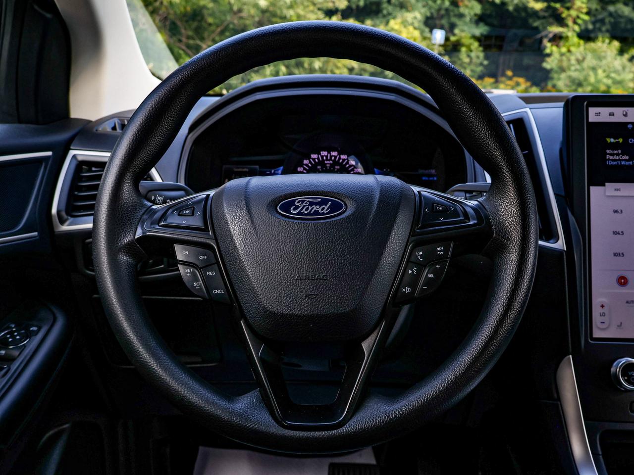 2024 Ford Edge SEL Photo