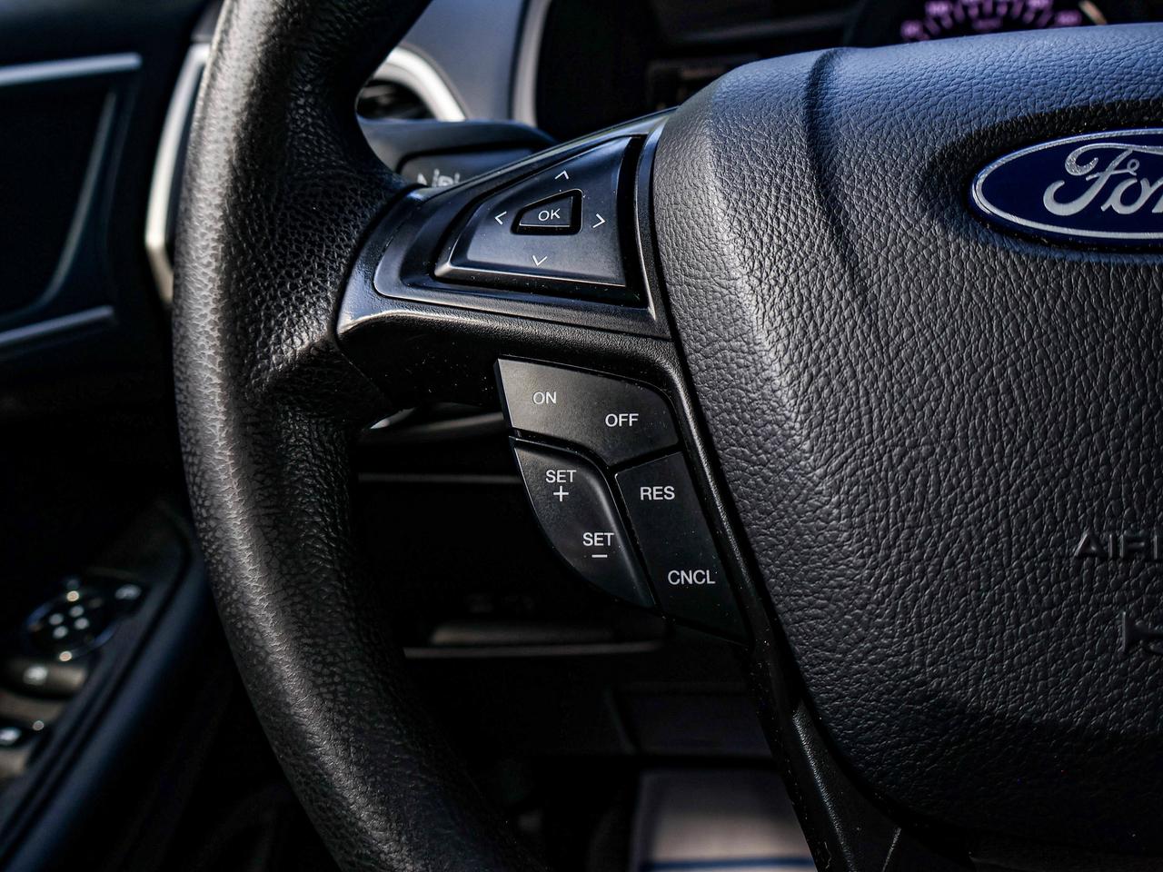 2024 Ford Edge SEL Photo