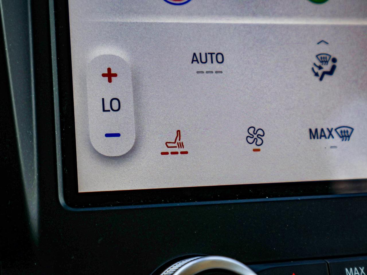 2024 Ford Edge SEL Photo