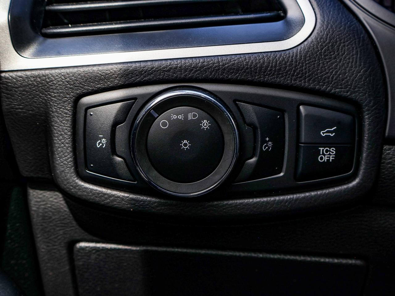 2024 Ford Edge SEL Photo