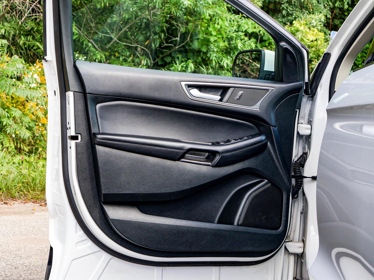 2024 Ford Edge SEL Photo