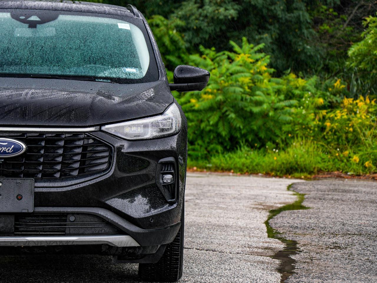 2024 Ford Escape Platinum Photo