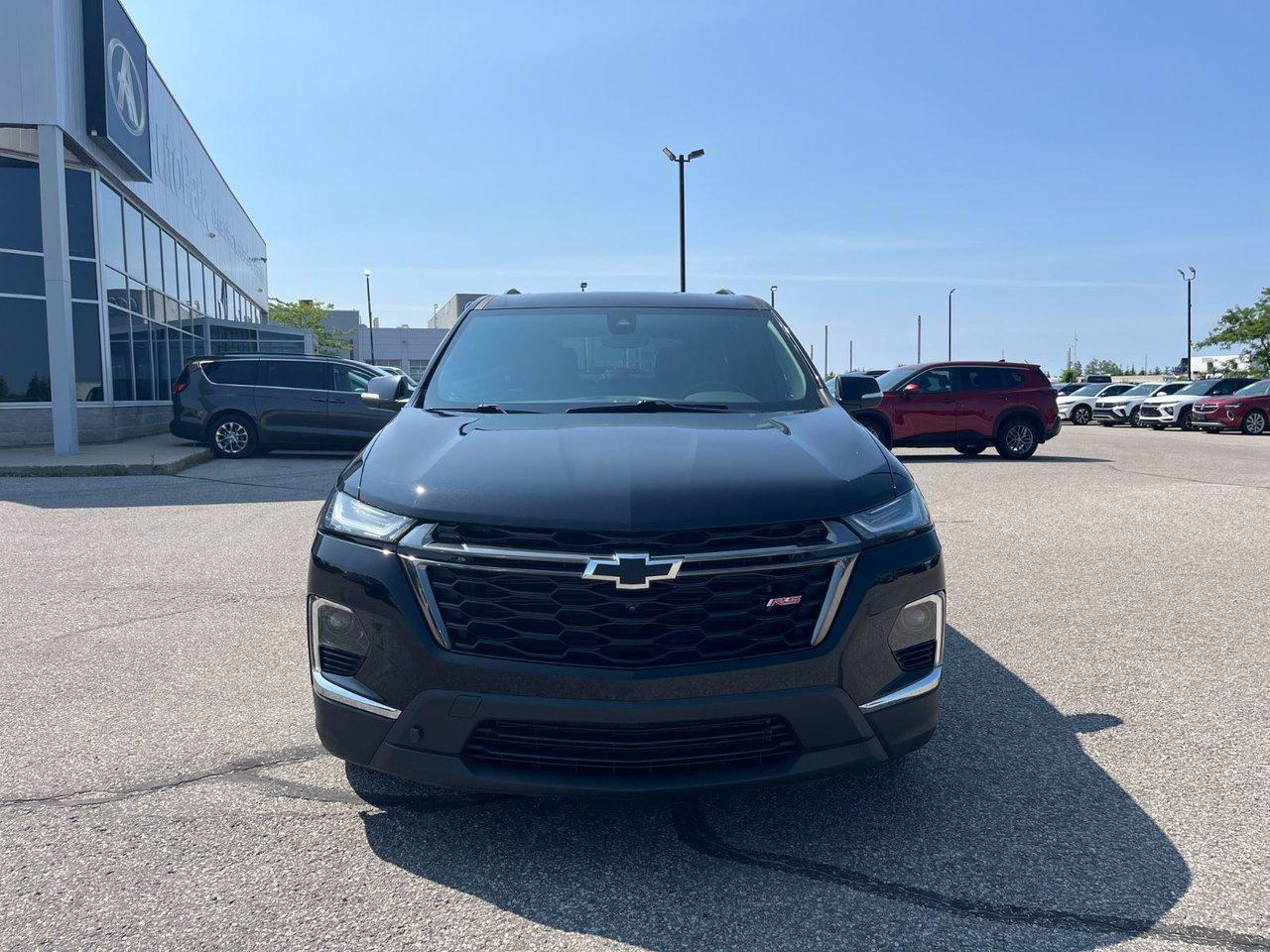 2023 Chevrolet Traverse AWD 4dr RS Photo2